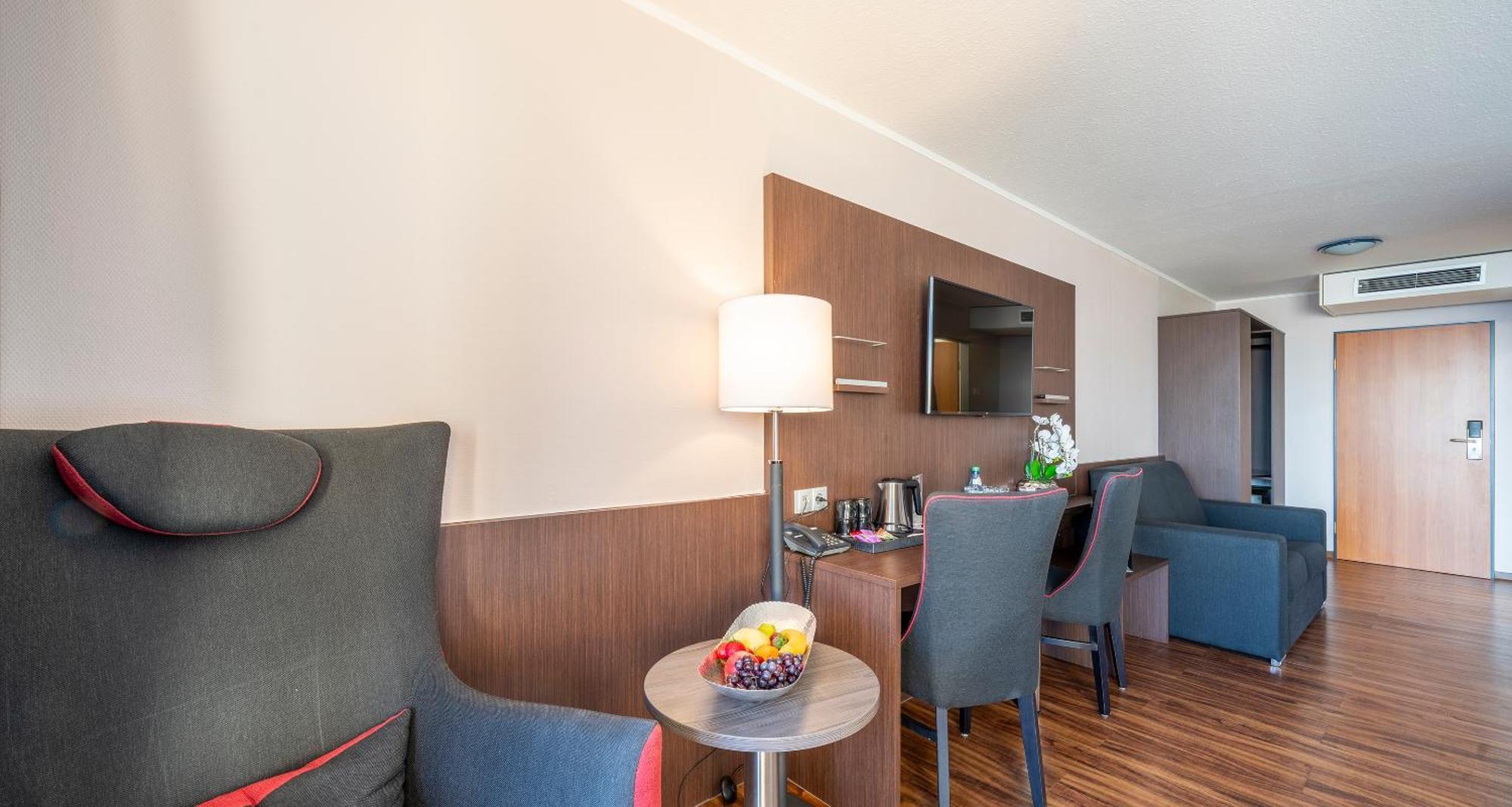 Plaza Hotel Foehr Am Bodensee Фридрихсхафен Экстерьер фото