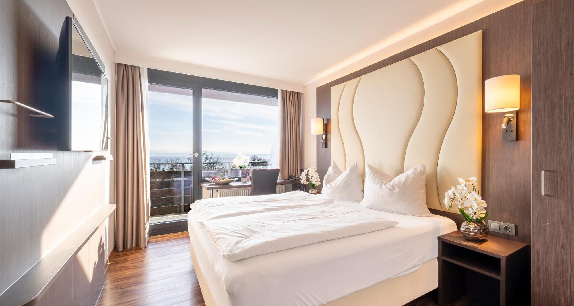 Plaza Hotel Foehr Am Bodensee Фридрихсхафен Экстерьер фото