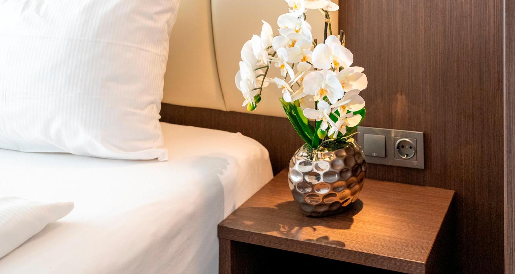 Plaza Hotel Foehr Am Bodensee Фридрихсхафен Экстерьер фото